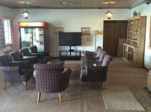 Lovelock Inn