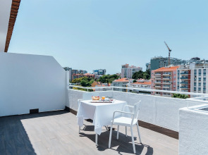 Holiday Inn Express and Suites Lisbon Principe Real by IHG