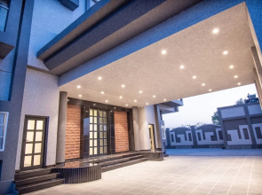 Hotel Raghav Vilas