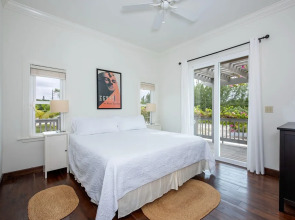Sunsplash House by Eleuthera Vacation Rentals