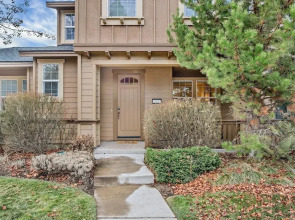 Tranquility On The Bluffs 3 Bedroom Townhouse by RedAwning