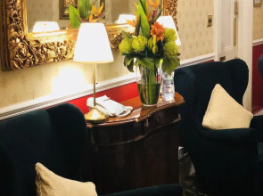 Dial House Hotel