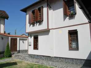 Guest house "The House"