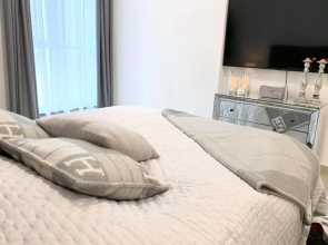 Phaedrus Living: Dubai Marina Arcade Residence 703