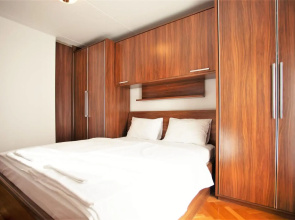 Centrally located 2 bedroom apartment