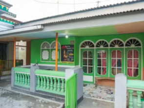 Hotel O Gandrung Payungan Family InnNearStasiun Banyuwangi Kota