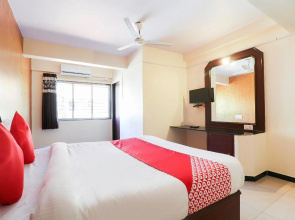 OYO 61503 Hotel Honey House