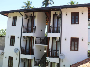 Lagoon Boutique Hotel