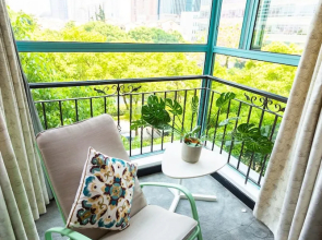 StarHome West Nanjing Road Branch