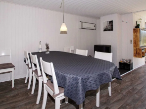 6 Person Holiday Home in Hemmet