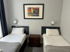 Royal Hotel