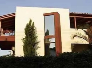 Armonia Apartments