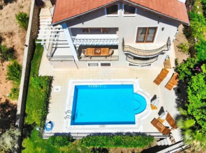 Amazing Villa w Private Pool BBQ in Gocek