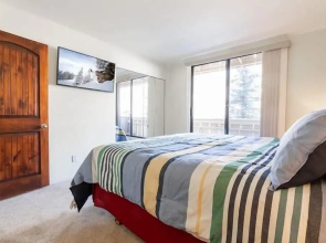 Condos with Ski Locker and Vail Mountain Views by RedAwning