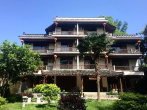 Yangshuo River Lodge