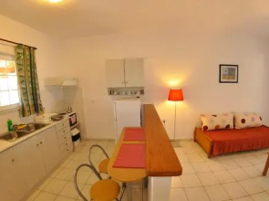 Egli Apartments