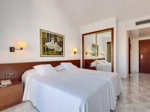 Barceló Ponent Beach