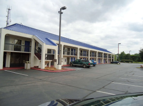 Motel 6 Memphis, TN - East