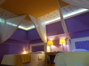 The golden brown luxury guesthouse