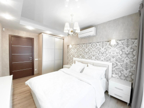 2-bedroom apartment Most City Area, Ekaterynoslav square
