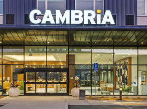 Cambria Hotel Burbank Airport