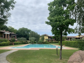 Apartment in residence with swimming pool near Peschiera del Garda.