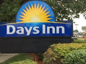 Days Inn Hotel Chester Philadelphia Airport