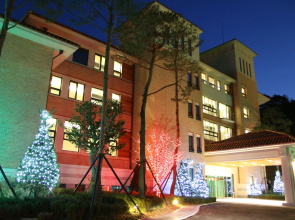 Pinehills Hotel