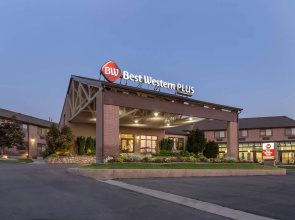 Best Western Plus Cottontree Inn