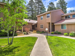 Cozy Pagosa Springs Townhome w/ Patio!