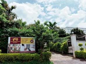 Nyumbani Cottages - Downtown