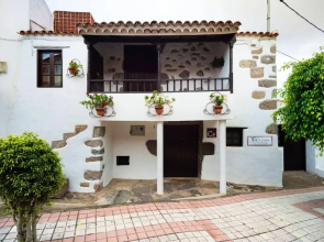 House With 6 Bedrooms In Firgas With Wonderful Mountain View Terrace And Wifi