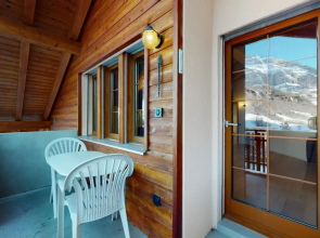 Splendid attic apartment with a south oriented balcony, Marietta #4