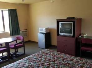 Safari Inn