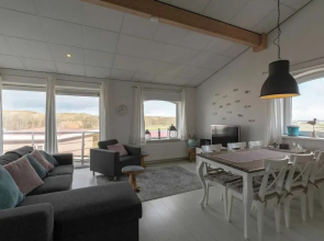 Apartment by the Beach With Stunning Dunes