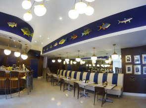 Oceanside Hotel and Suites