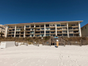 Huntington by the Sea by Sterling Resorts