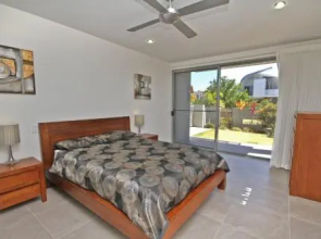 48 Boardrider Crescent, Mt Coolum - Pet Friendly, WiFi, Linen Incl. 500 BOND