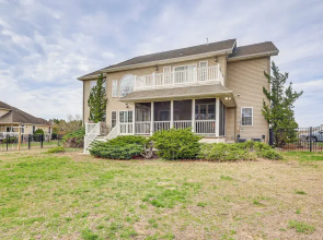 3 Mi to Shore: Spacious Gem w/ Yard in Cape May