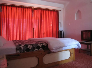 Yala Guest House