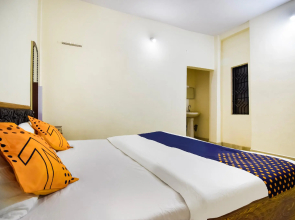 OYO 69787 Pathak Guest House