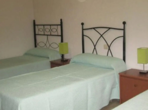 Apartment - 2 Bedrooms with WiFi and Sea views - 101893