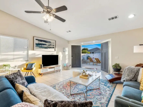 Alligator Vacation Home