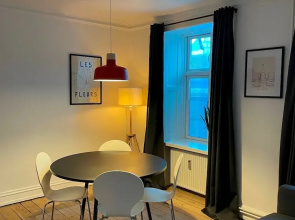 2-bedroom Apartment Retreat