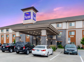 Sleep Inn & Suites Fargo Medical Center