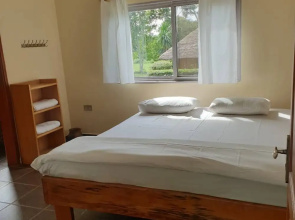 Bushbaby Lodge