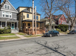 Spacious DAL & Downtown Apartments