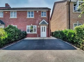 Host Stay Walkers Lane House
