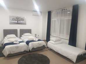 Marko Airport Rooms