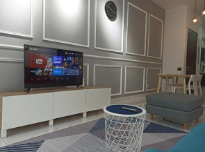Zulanie Suite at Troika Residence, Cozy & Comfort, Free Wifi & Netflix
